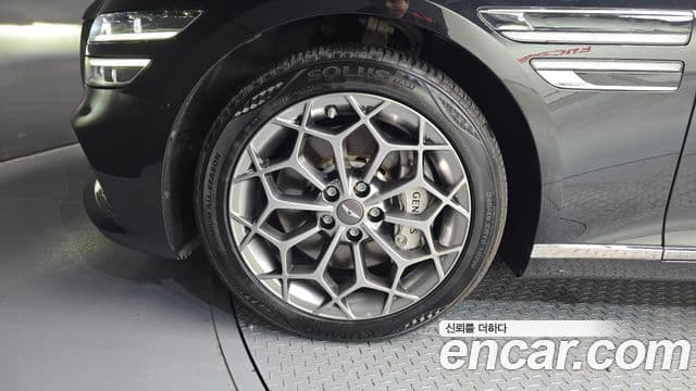 Genesis Electrified G80 2023 — Şəkil 5/20