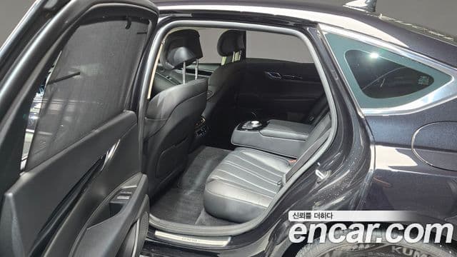 Genesis G80 2023 — ფოტო 13/31