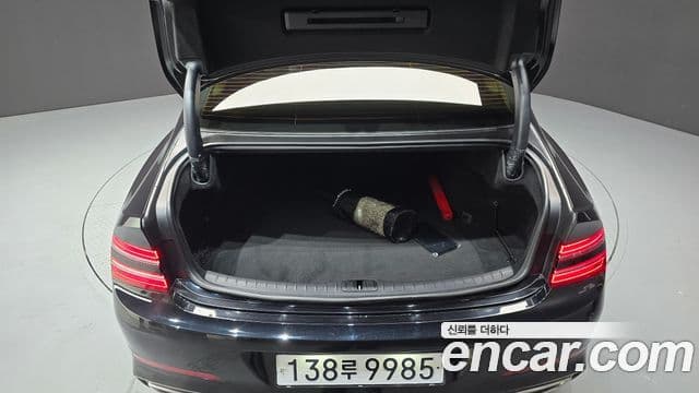 Genesis G80 2023 — ფოტო 23/31