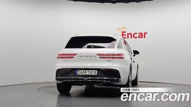 Genesis GV70 2025 — ფოტო 4/20