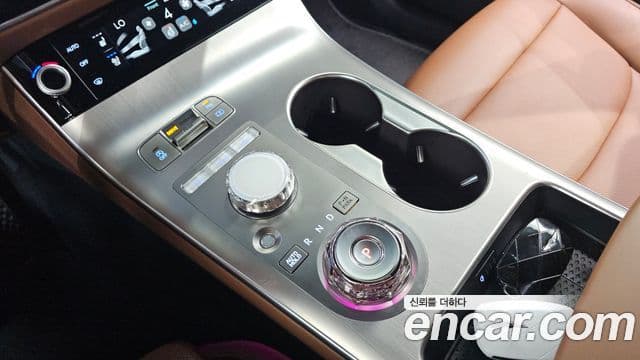 Genesis GV70 2025 — фото 9 из 20