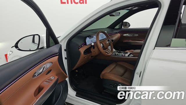 Genesis GV70 2025 — ფოტო 10/20