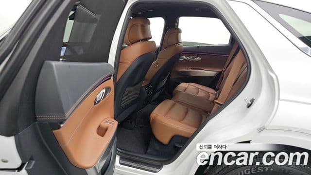 Genesis GV70 2025 — ფოტო 19/20