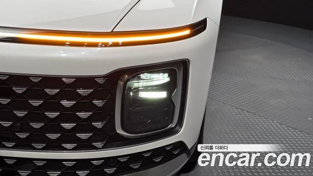 Hyundai Grandeur Hybrid 2023 — Photo 21/34