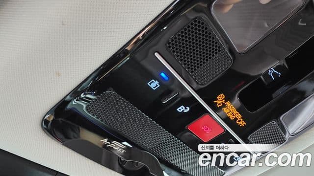 Hyundai Grandeur Hybrid 2023 — Photo 18/34