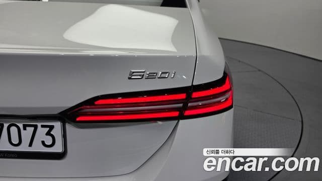 BMW 5 Series 2026 — ფოტო 10/34