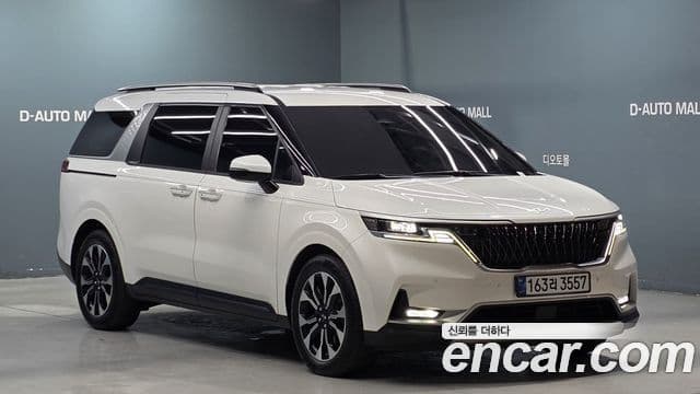 Kia Carnival 2021 — ფოტო 1/20
