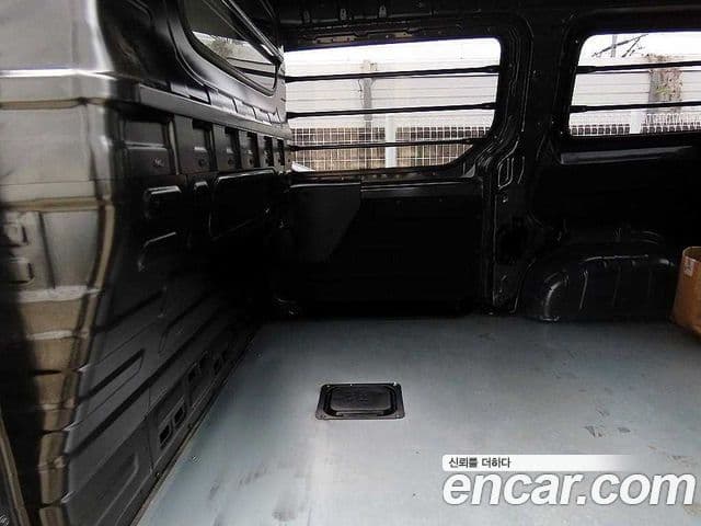 Hyundai Staria 2023 — Şəkil 5/18