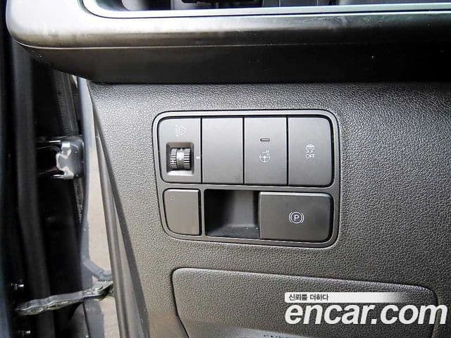 Hyundai Staria 2023 — Şəkil 12/18