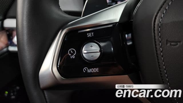 BMW 7 Series 2023 — ფოტო 17/20