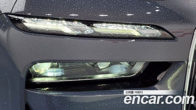 BMW 7 Series 2023 — Photo 17/43