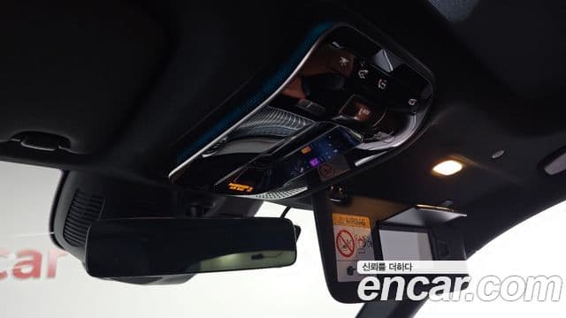 Mercedes-Benz GLC-Class 2026 — Photo 16/37