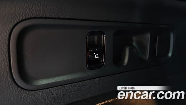 Mercedes-Benz GLC-Class 2026 — Photo 37/37