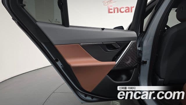 BMW i5 2025 — ფოტო 33/34