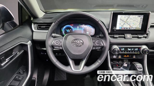 Toyota RAV4 2023 — Şəkil 13/20