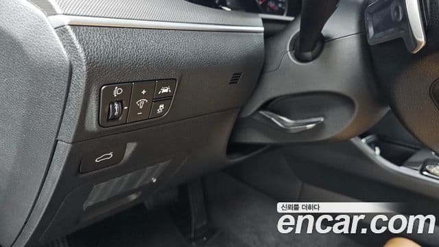Kia K5 2021 — ფოტო 19/20