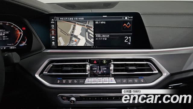BMW X6 2023 — ფოტო 13/20