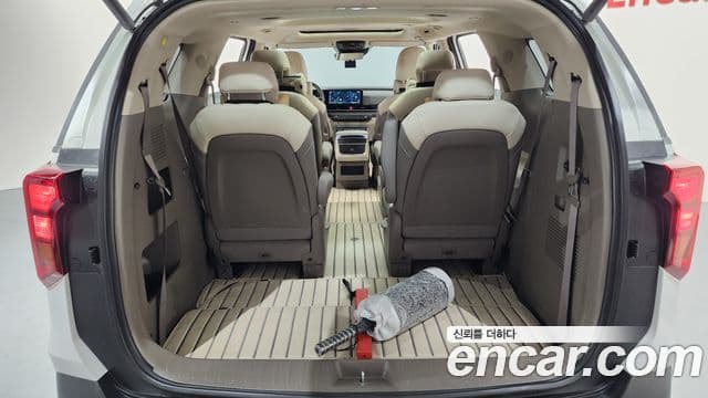 Kia Carnival 2025 — Фото 20/20