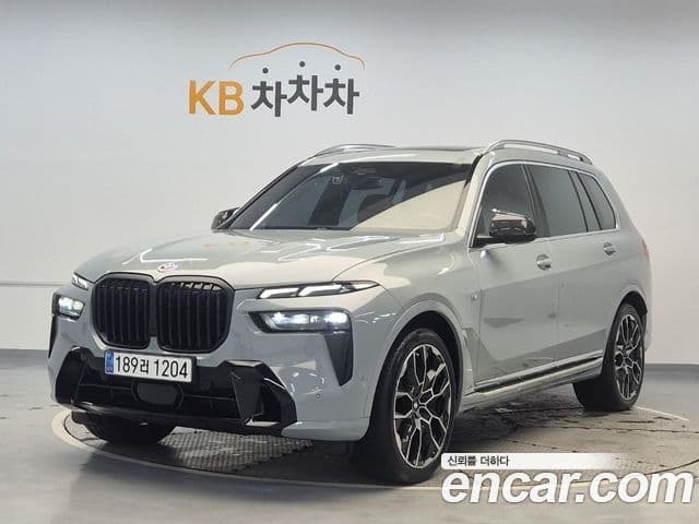 BMW X7 2023 — Şəkil 10/18