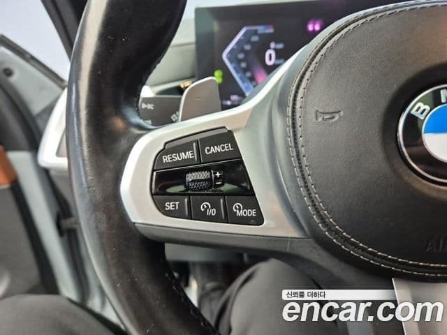 BMW X7 2023 — Şəkil 16/18