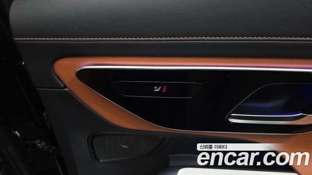 Mercedes-Benz GLC-Class 2023 — Şəkil 18/20