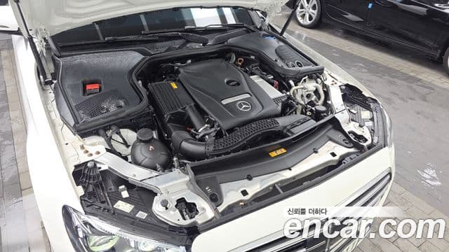Mercedes-Benz E-Class 2023 — Şəkil 6/20
