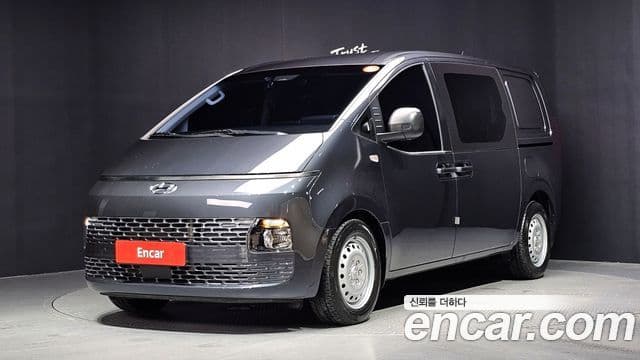 Hyundai Staria 2023 — Şəkil 1/20
