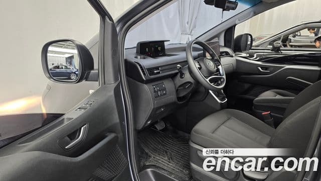 Hyundai Staria 2023 — Şəkil 10/20