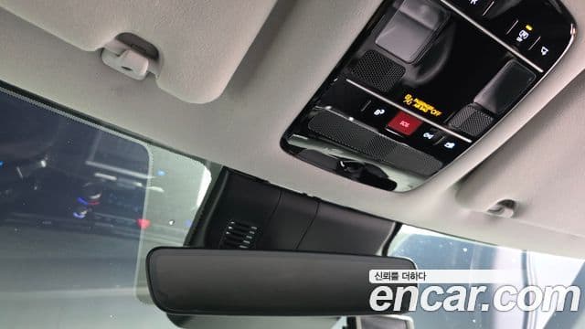 Hyundai Santa Fe 2024 — Фото 19/20