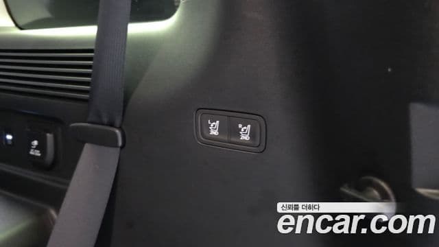 Hyundai Santa Fe 2024 — Photo 14/44