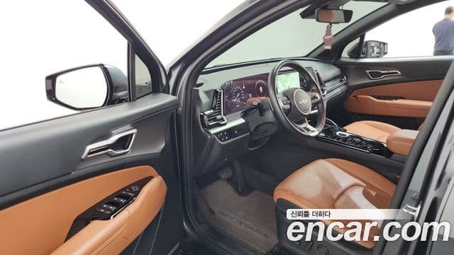 Kia Sportage 2023 — Фото 10/20