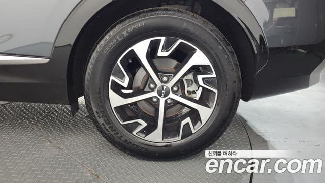Kia Sportage 2023 — Şəkil 2/33