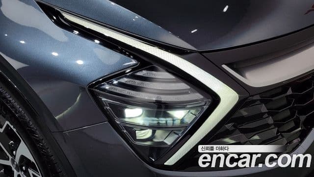 Kia Sportage 2023 — Şəkil 22/33