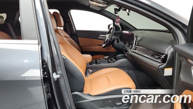 Kia Sportage 2023 — Şəkil 14/33