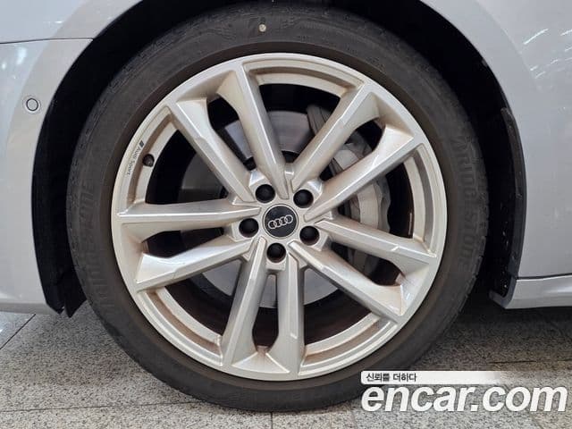 Audi A7 2023 — фото 4 из 20