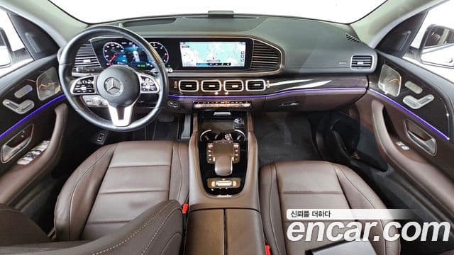 Mercedes-Benz GLE-Class 2022 — ფოტო 7/20