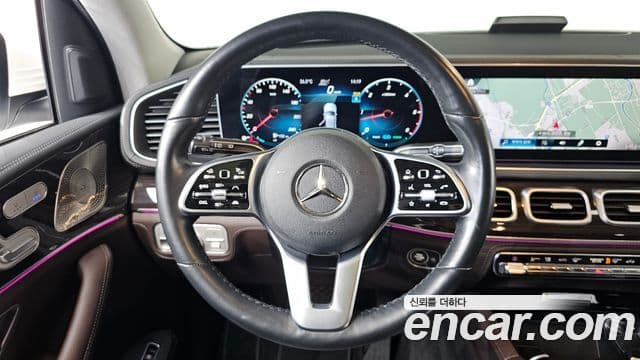 Mercedes-Benz GLE-Class 2022 — ფოტო 14/20