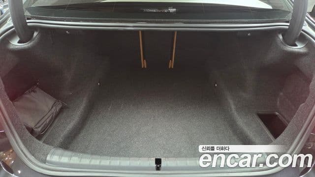 BMW 5 Series 2023 — Фото 13/13
