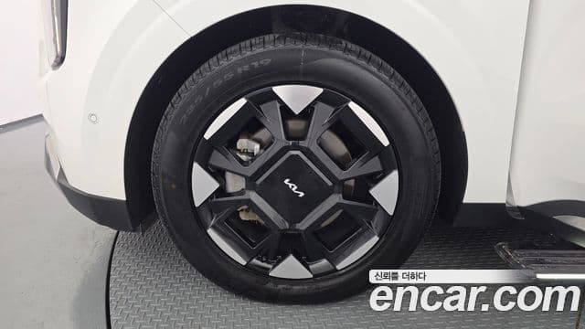 Kia Carnival 2024 — Şəkil 5/20