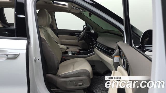Kia Carnival 2024 — Şəkil 11/20
