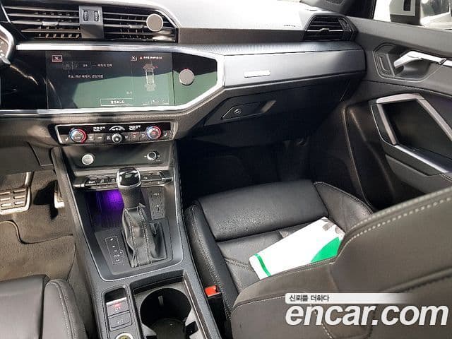 Audi Q3 2020 — Şəkil 9/20