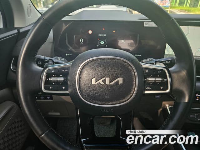 Kia Carnival 2024 — Şəkil 7/18