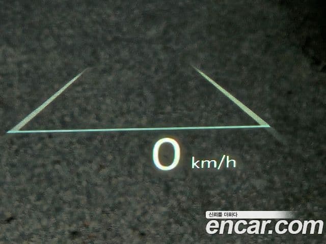 Kia Carnival 2024 — Şəkil 12/18