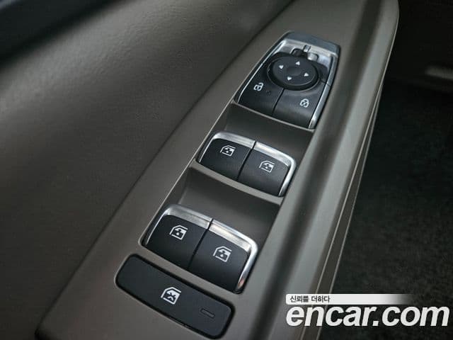 Kia Carnival 2024 — Şəkil 16/18