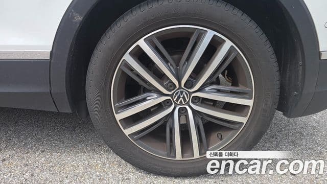 Volkswagen Tiguan 2024 — Şəkil 13/15