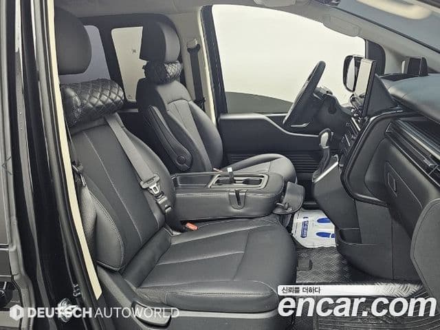 Hyundai Staria 2026 — ფოტო 8/20