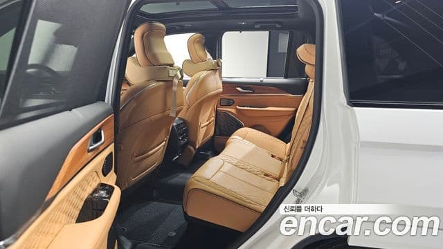 Jeep Grand Cherokee 2023 — ფოტო 11/20