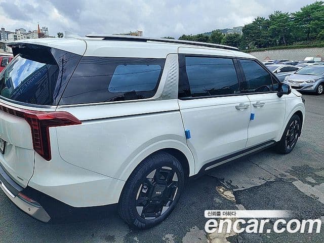 Kia Carnival 2025 — ფოტო 4/20