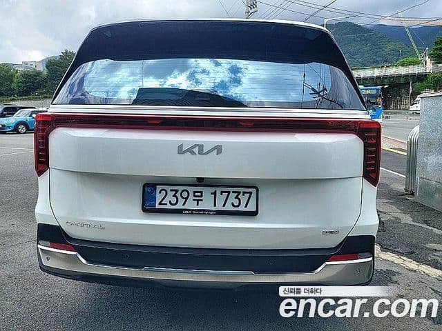 Kia Carnival 2025 — ფოტო 5/20