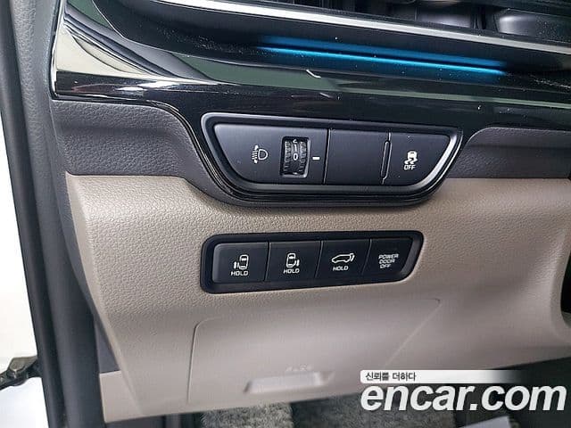 Kia Carnival 2025 — ფოტო 12/20